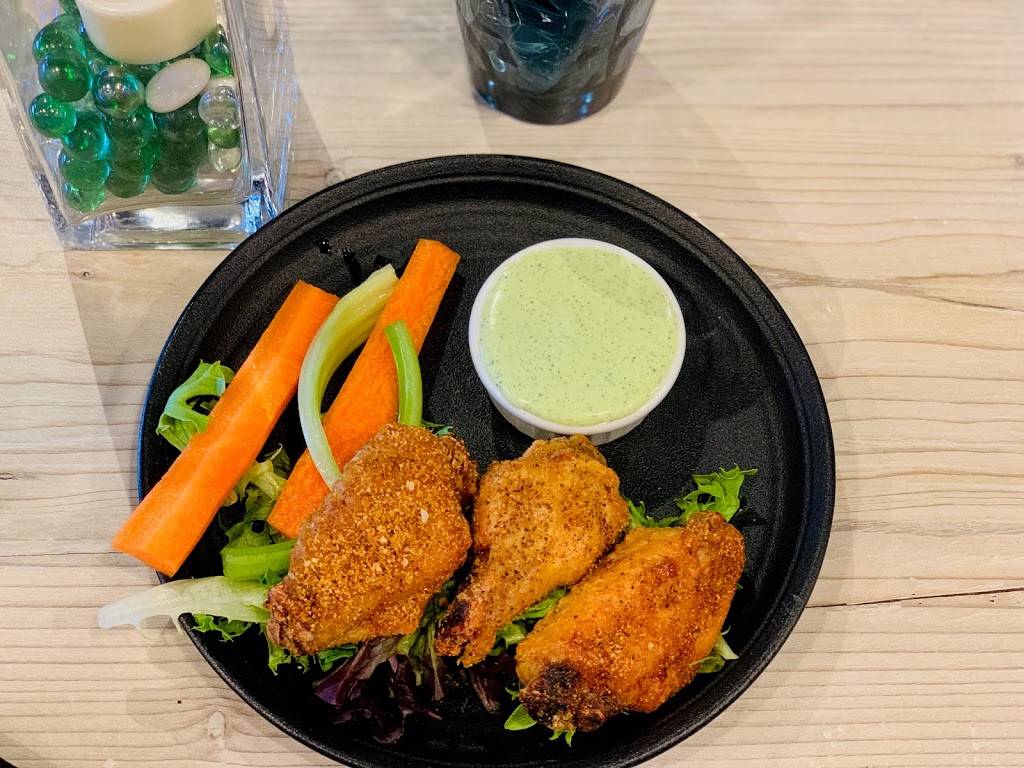 The Shores Restaurant | restaurant | 1031 Harbor Blvd, Oxnard, CA 93035, USA | 8053940028 OR +1 805-394-0028