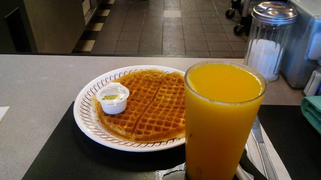 Waffle House | meal takeaway | 2111 Hwy 92, GA-92, Douglasville, GA 30135, USA | 7705770946 OR +1 770-577-0946