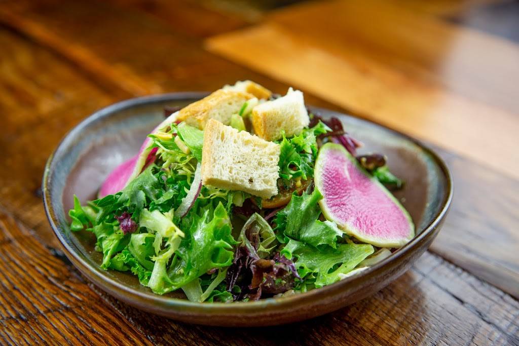 The Greenbrier Restaurant | restaurant | 370 Newman Rd, Gatlinburg, TN 37738, USA | 8654121576 OR +1 865-412-1576