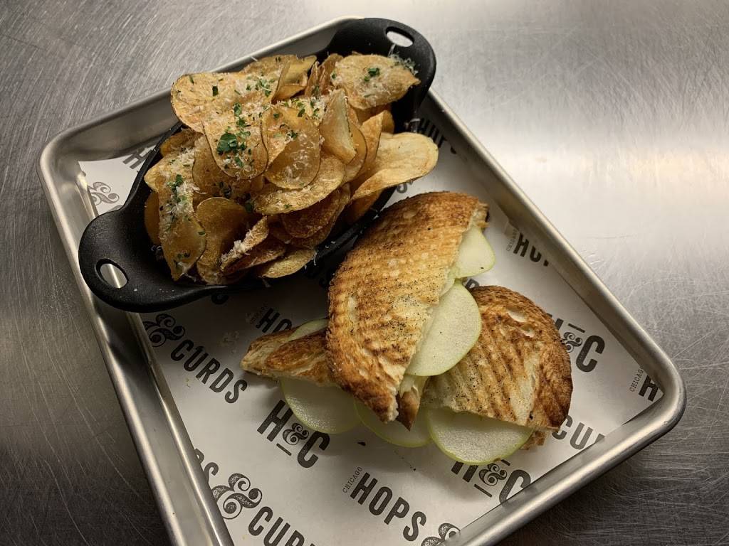 Hops & Curds | restaurant | 2470 N Lincoln Ave, Chicago, IL 60614, USA | 7739048835 OR +1 773-904-8835