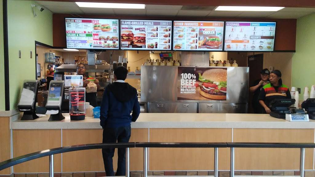Burger King | restaurant | 1222 42nd Ave, East Moline, IL 61244, USA | 3092811422 OR +1 309-281-1422