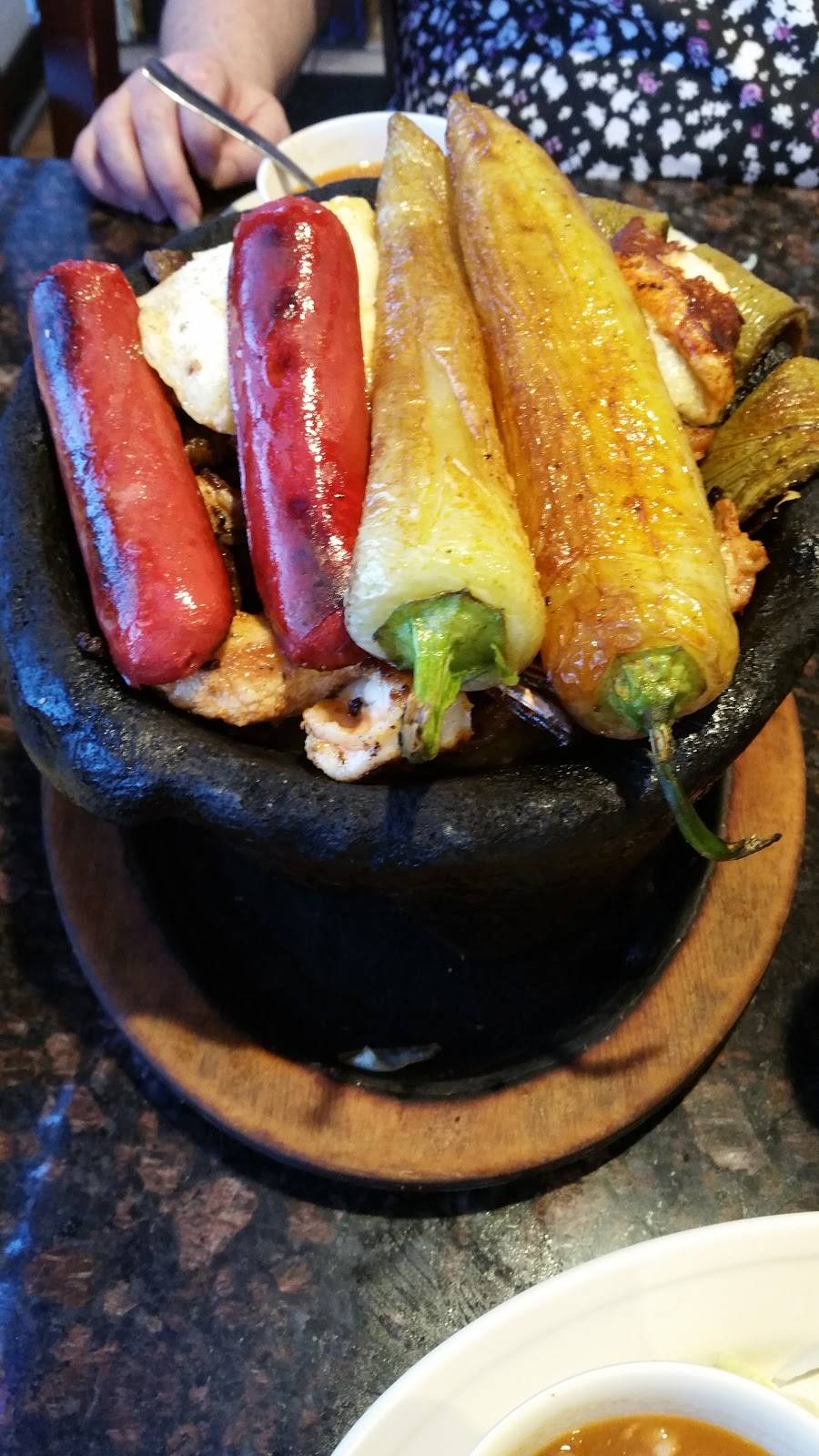 El Pulpo | restaurant | 7918 Lake June Rd, Dallas, TX 75217, USA | 2143918505 OR +1 214-391-8505