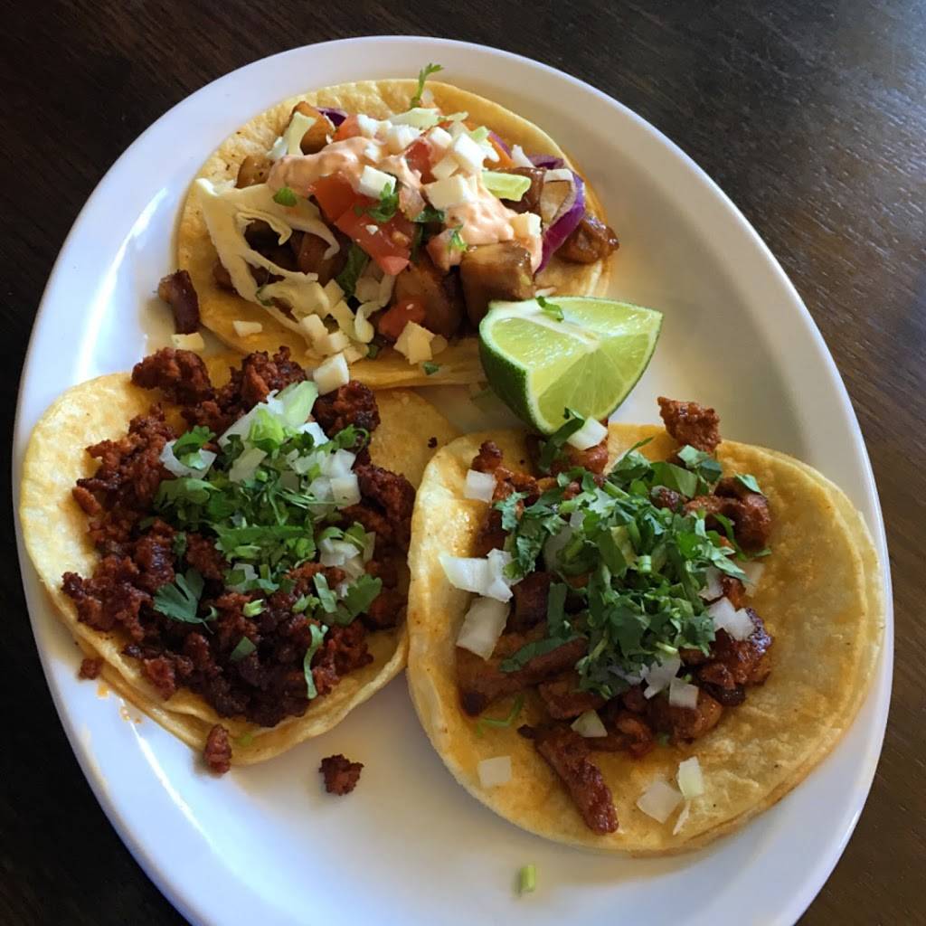 Wok O Taco | restaurant | 10633 Page Ave, St. Louis, MO 63132, USA | 3144731027 OR +1 314-473-1027