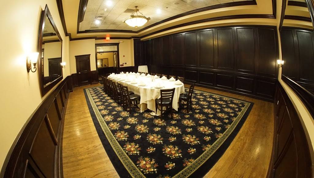 Maggianos Little Italy | restaurant | Lincoln Square, 10455 NE 8th St, Bellevue, WA 98004, USA | 4255196476 OR +1 425-519-6476