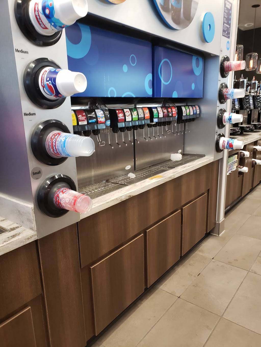 RaceTrac | bakery | 3500 General De Gaulle Dr, New Orleans, LA 70114, USA | 5043685889 OR +1 504-368-5889