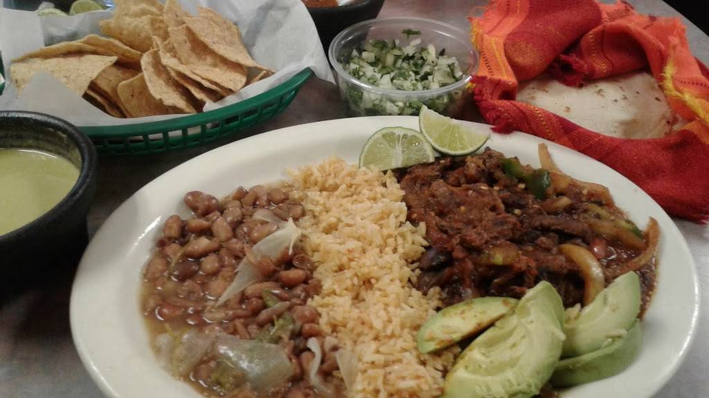 La Vencedora | restaurant | 1961 Division Ave S, Grand Rapids, MI 49507, USA | 6162459352 OR +1 616-245-9352