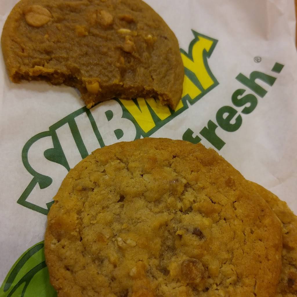 Subway Restaurants | restaurant | 5644 FM 1960 West, Suite B, Champion Forest Center, Houston, TX 77069, USA | 2815801101 OR +1 281-580-1101