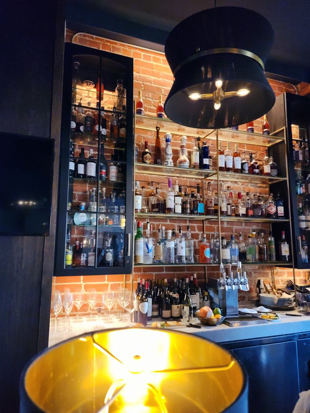 Historic Star Lounge | restaurant | 2719 K St, Sacramento, CA 95816, USA | 9168946500 OR +1 916-894-6500