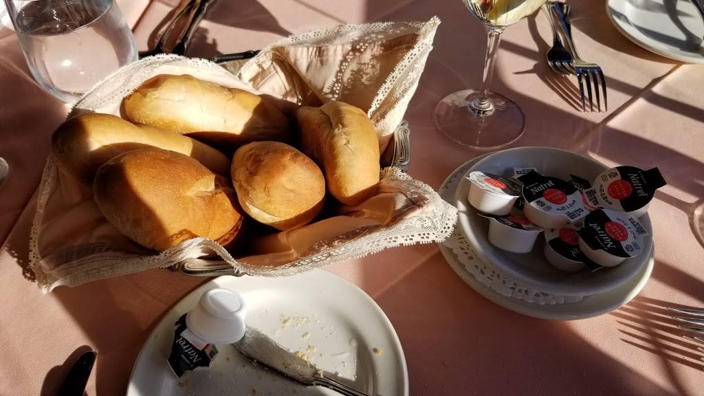 Restaurant Esmeralda Sur-Lac | restaurant | 1223 Chemin du Chantecler, Sainte-Adèle, QC J8B 2Y3, Canada | 4502295151 OR +1 450-229-5151