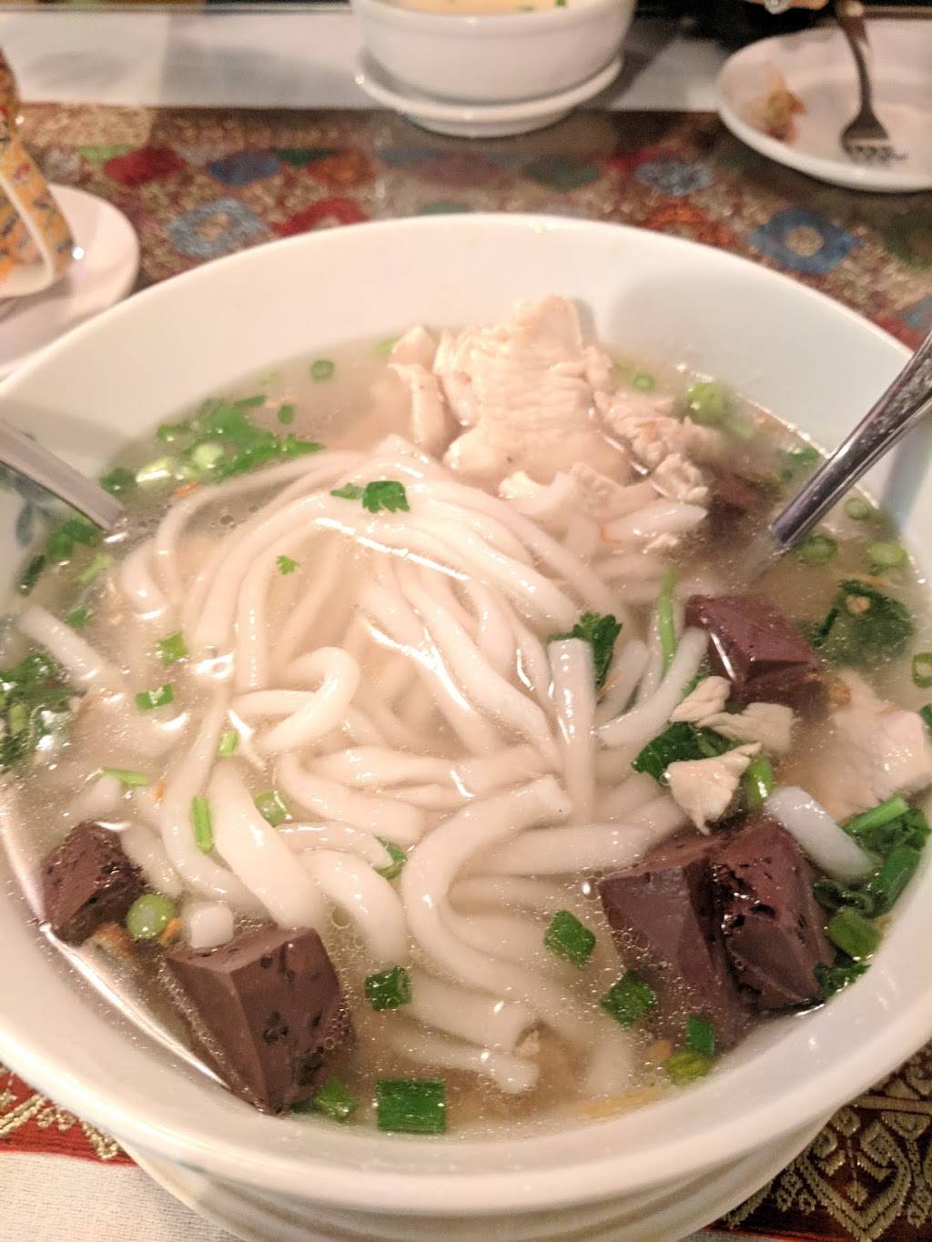 Savanh Of Laos | restaurant | 5667 Seminole Blvd, Seminole, FL 33772, USA | 7279148034 OR +1 727-914-8034