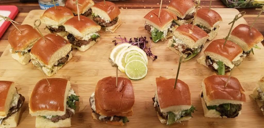 La Bettyse | restaurant | 4020 Rue de la Fougère, Saint-Bruno-de-Montarville, QC J3V 6K2, Canada | 4509861138 OR +1 450-986-1138