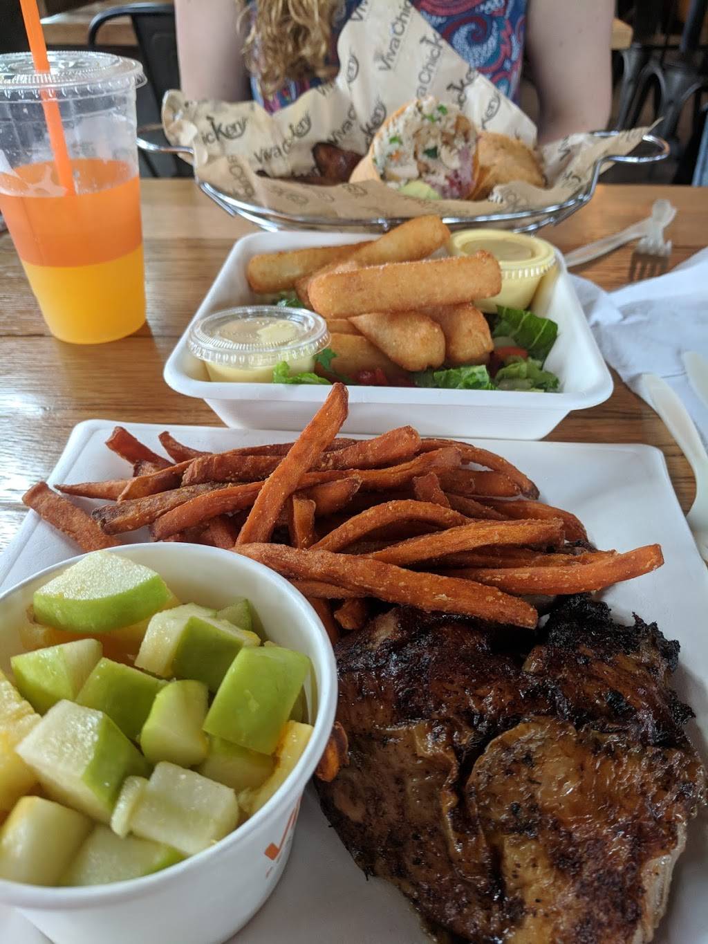 Viva Chicken Waverly | restaurant | 11641 Waverly Center Drive Suite K1, Charlotte, NC 28277, USA | 9802257059 OR +1 980-225-7059