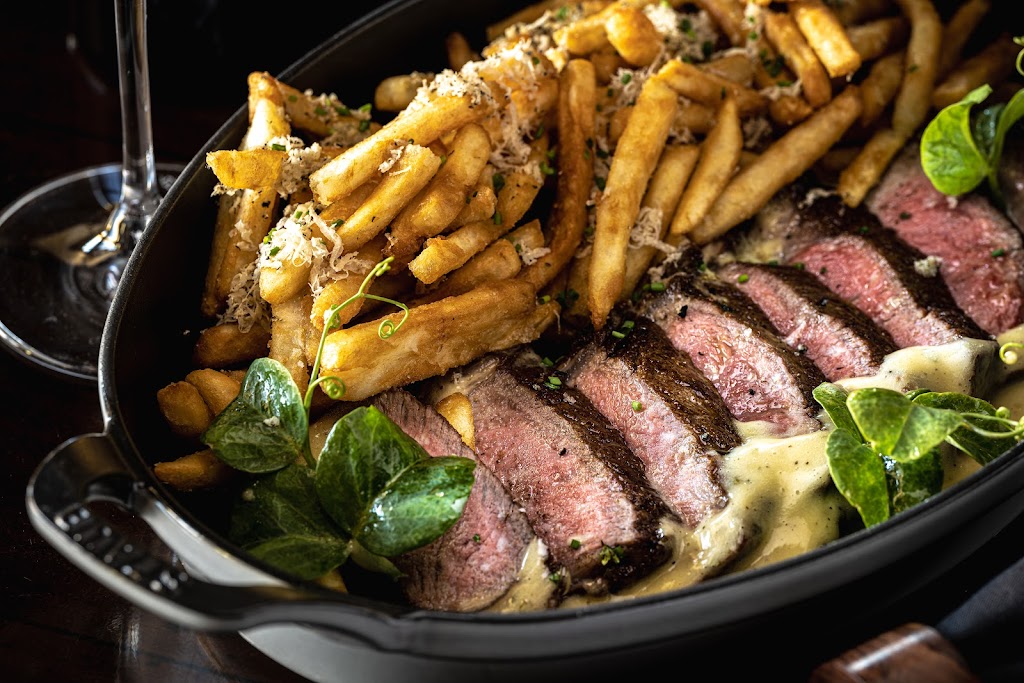 Village Bistro at The Meritage | restaurant | 850 Bordeaux Way, Napa, CA 94558, USA | 7072511950 OR +1 707-251-1950