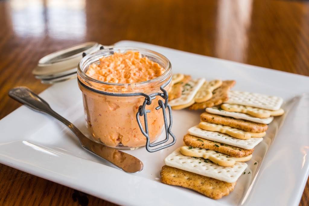 Floyds Pub | restaurant | 125 W Lamar St, Americus, GA 31709, USA | 2299241555 OR +1 229-924-1555