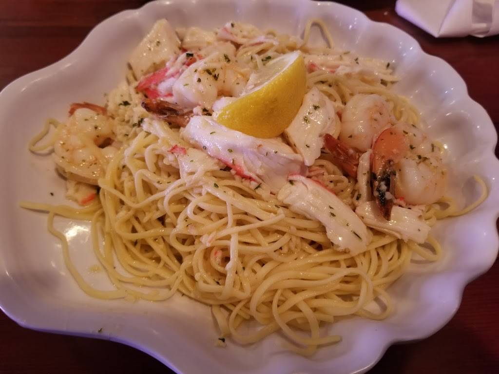 Rodbenders Raw Bar & Grill | restaurant | 20400 Old Cutler Rd #1834, Cutler Bay, FL 33189, USA | 3052539360 OR +1 305-253-9360