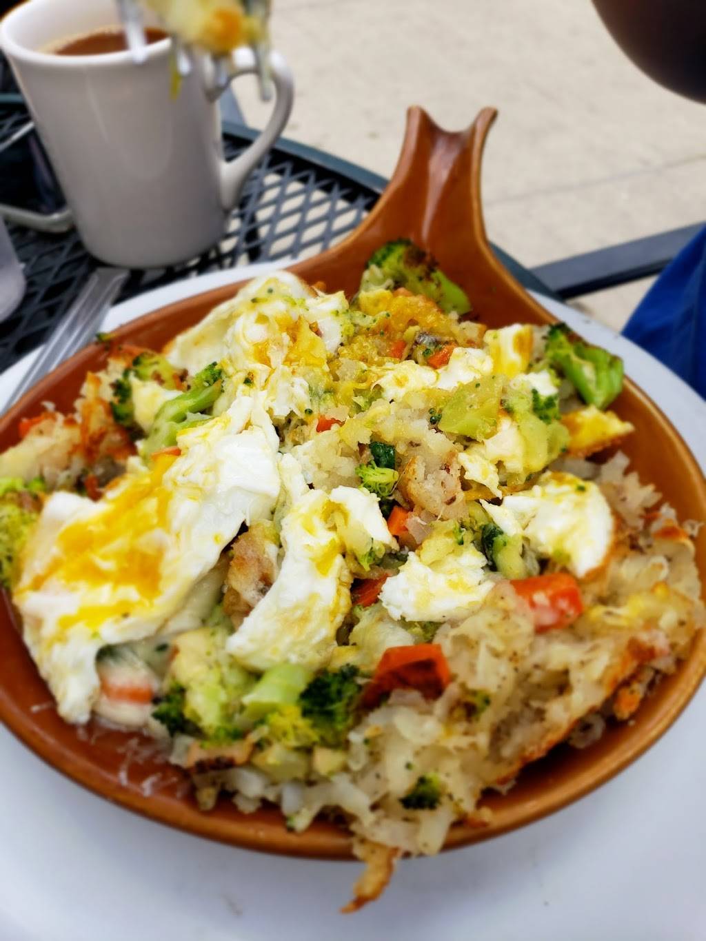 Clarkes Restaurant | restaurant | 804 Davis St, Evanston, IL 60201, USA | 8478641610 OR +1 847-864-1610