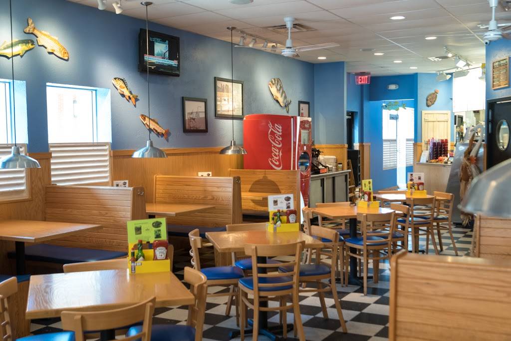 Chesapeake Grille & Deli | restaurant | 6786 Race Track Rd, Bowie, MD 20715, USA | 3012624441 OR +1 301-262-4441