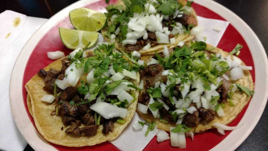 Five Guys | meal takeaway | 7150 Cermak Rd, Berwyn, IL 60402, USA | 7084849940 OR +1 708-484-9940