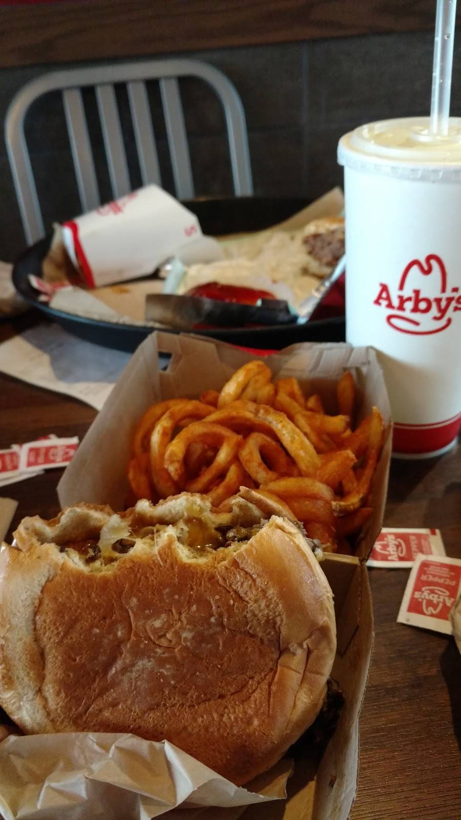 Arbys | restaurant | 2710 Lake Rd, Dyersburg, TN 38024, USA | 7312866788 OR +1 731-286-6788