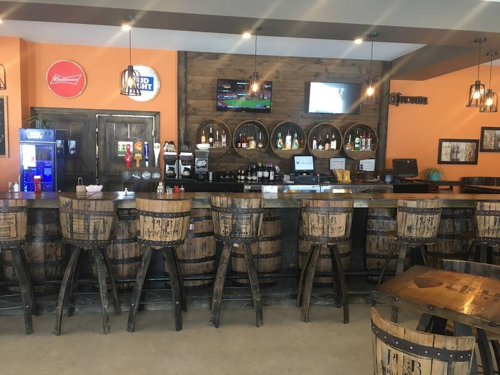 Pub Saint-Pierre | restaurant | 1030 Route Principale, Val-des-Monts, QC J8N 0K4, Canada | 8194572525 OR +1 819-457-2525