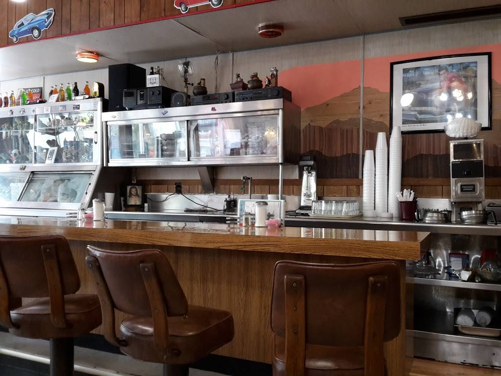 Joliet Route 66 Diner | restaurant | 22 W Clinton St, Joliet, IL 60432, USA | 8157233865 OR +1 815-723-3865