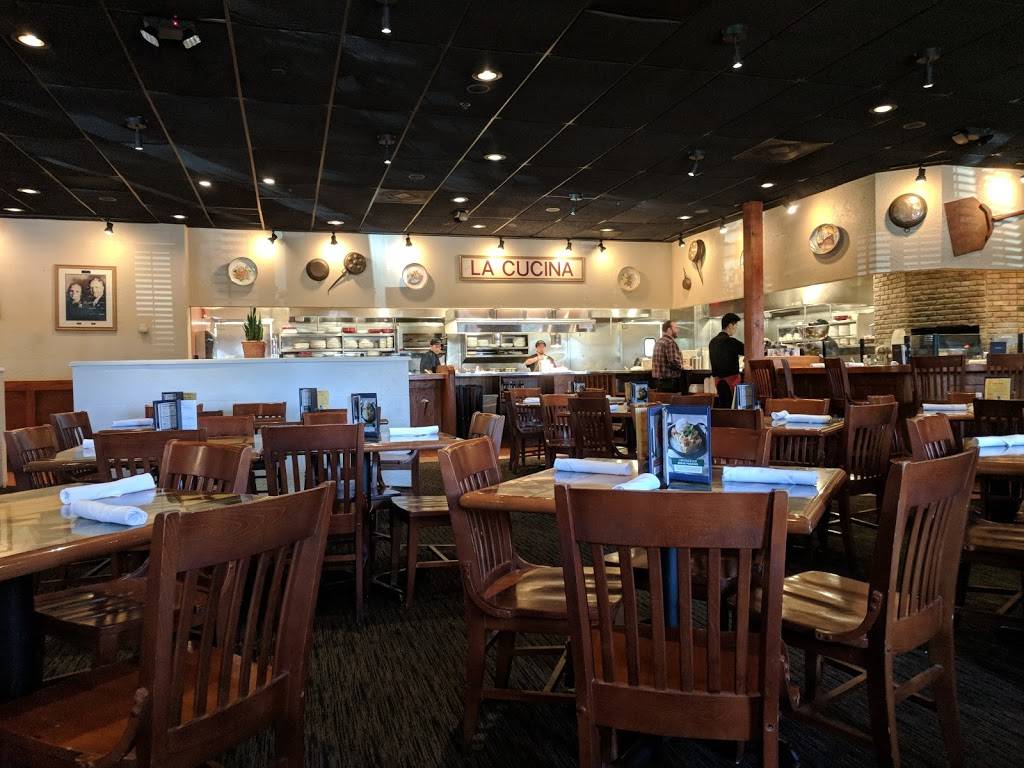 Carrabbas Italian Grill | meal takeaway | 19900 E Valley View Pkwy, Independence, MO 64055, USA | 8167959944 OR +1 816-795-9944