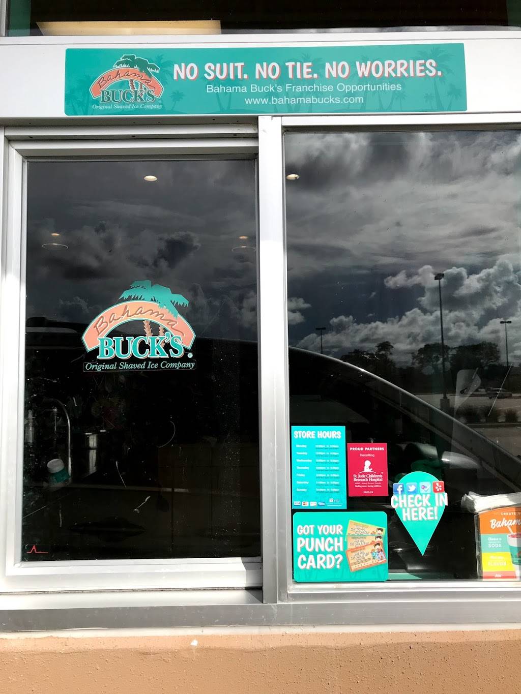 Bahama Buck’s | restaurant | 806 N Dixie Dr suite a, Clute, TX 77531, USA | 9793163475 OR +1 979-316-3475