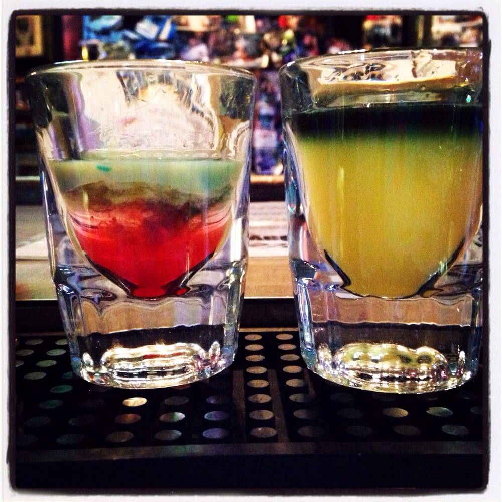 Rickey’s Sports Bar & Grill | restaurant | 8389 Pines Blvd, Pembroke Pines, FL 33024, USA | 9547444697 OR +1 954-744-4697