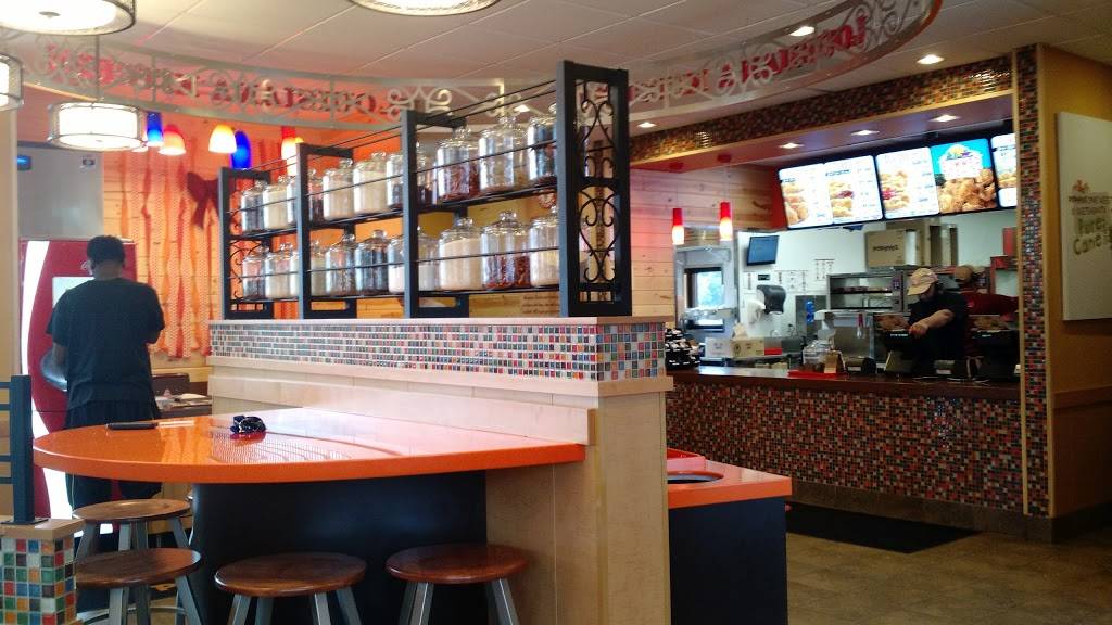 Popeyes Louisiana Kitchen | restaurant | Popeyes Louisiana Kitchen, 164 Main St, Binghamton, NY 13905, USA | 6072177233 OR +1 607-217-7233