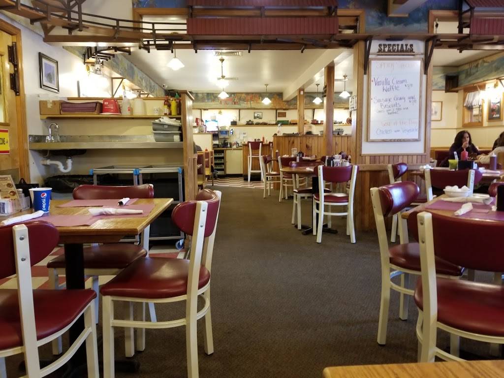 Glen Junction Family Restaurant | meal takeaway | 12 US-302, Glen, NH 03838, USA | 6033839660 OR +1 603-383-9660