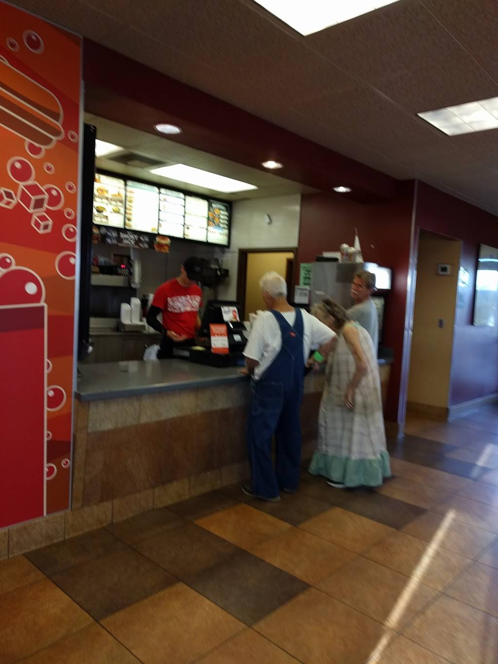 Jack in the Box | restaurant | 2443 W Ave I, Lancaster, CA 93536, USA | 6617263626 OR +1 661-726-3626