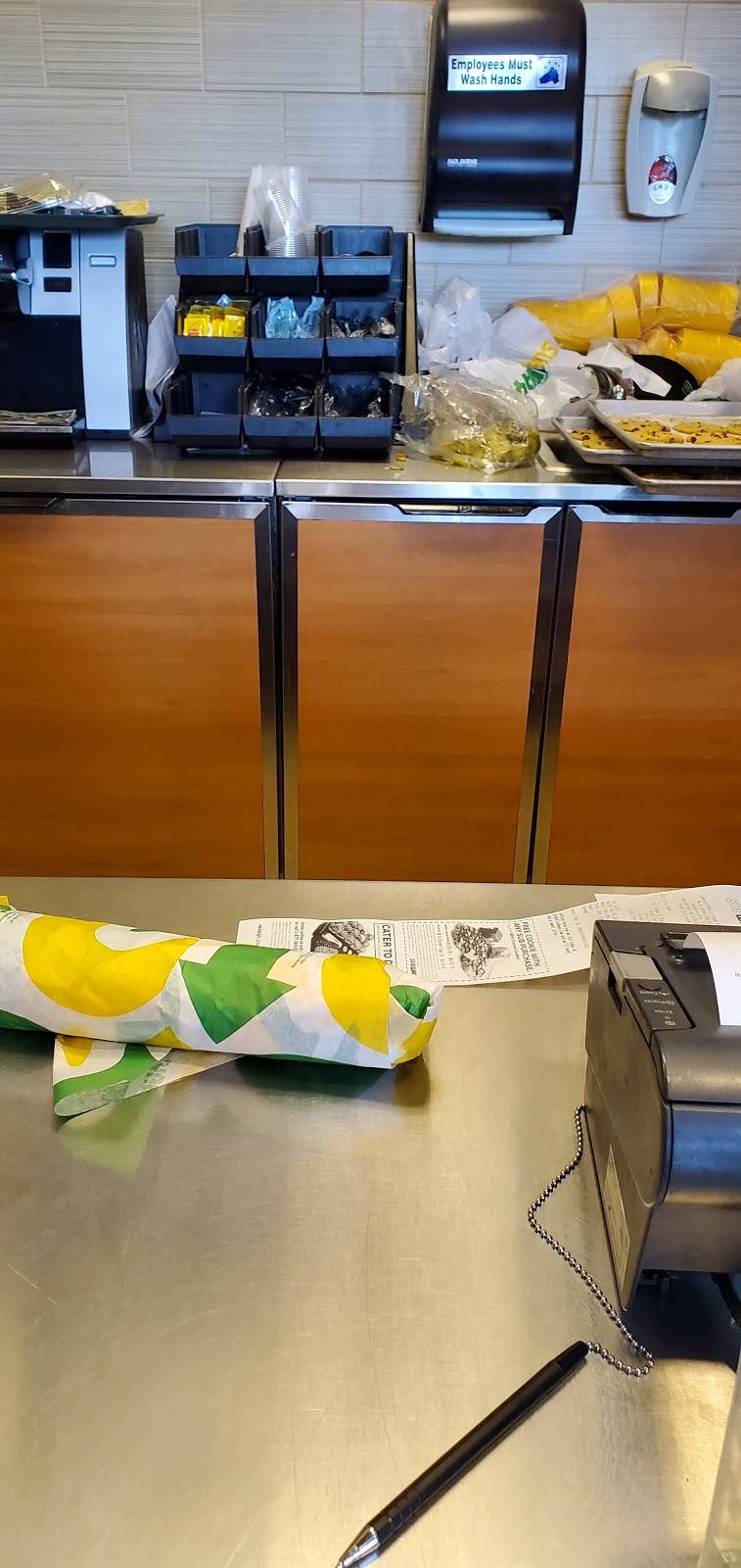 Subway | restaurant | 98 Stoneridge Dr N, Ruckersville, VA 22968, USA | 4349857575 OR +1 434-985-7575