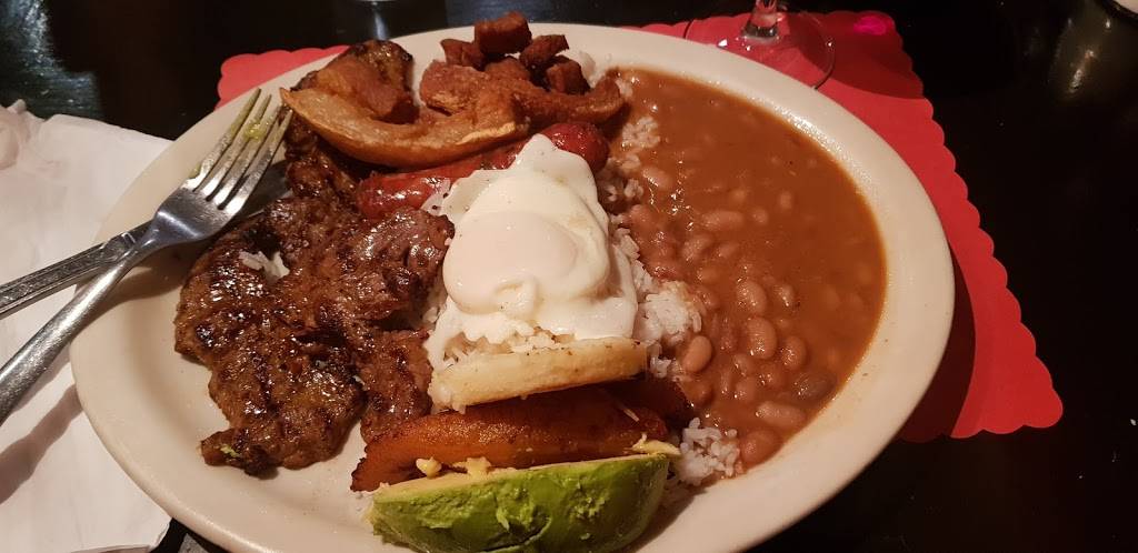 Toston Gourmet | restaurant | 14709 SW 42nd St, Miami, FL 33185, USA | 3052216523 OR +1 305-221-6523