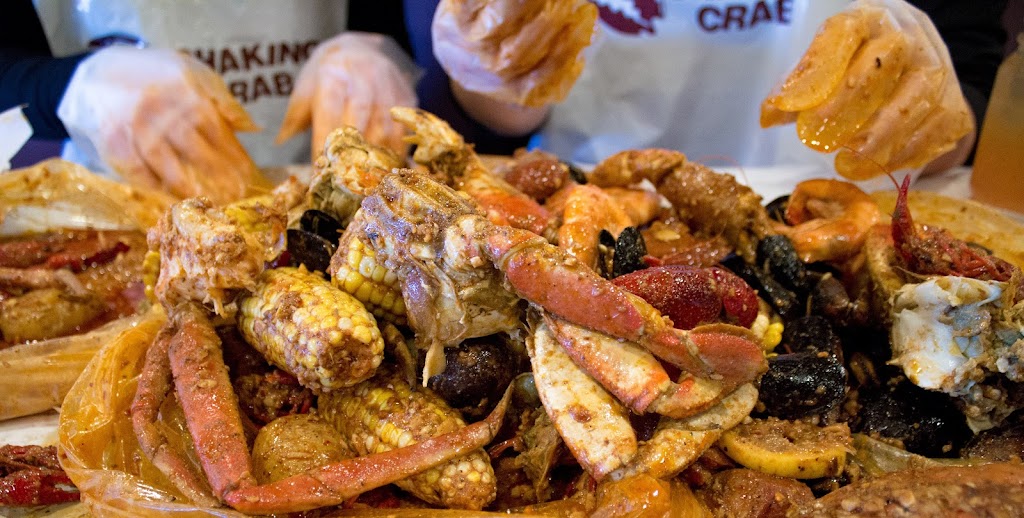 Shaking Crab - Foxborough | restaurant | 4 Foxborough Blvd, Foxborough, MA 02035, USA | 7742150676 OR +1 774-215-0676
