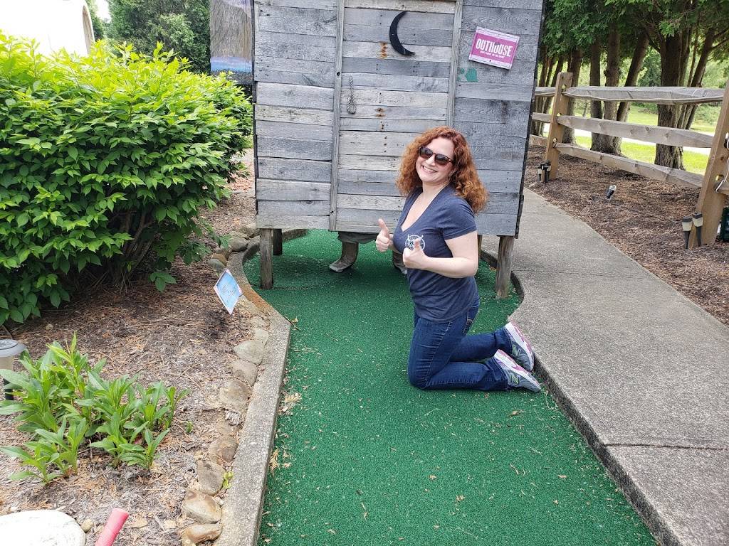 Sundae Fundays | restaurant | 25145 Royalton Rd, Columbia Station, OH 44028, USA | 4402363663 OR +1 440-236-3663