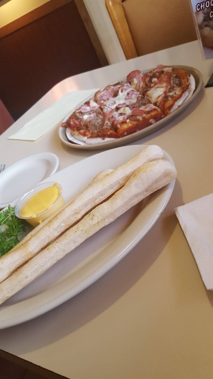 Pizza King | meal delivery | 1421 W Bethel Ave, Muncie, IN 47304, USA | 7652825901 OR +1 765-282-5901