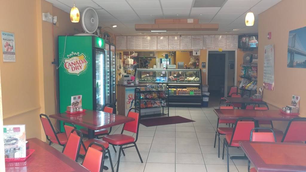 Goodfellas New York Italian Deli | restaurant | 408 Delsea Dr, Glassboro, NJ 08028, USA | 8564420202 OR +1 856-442-0202