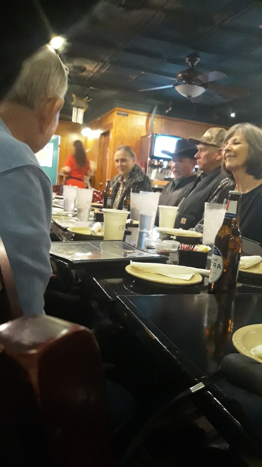 Joe’s Italian Restaurant | restaurant | 103 W Commerce St, Brady, TX 76825, USA | 3255970399 OR +1 325-597-0399