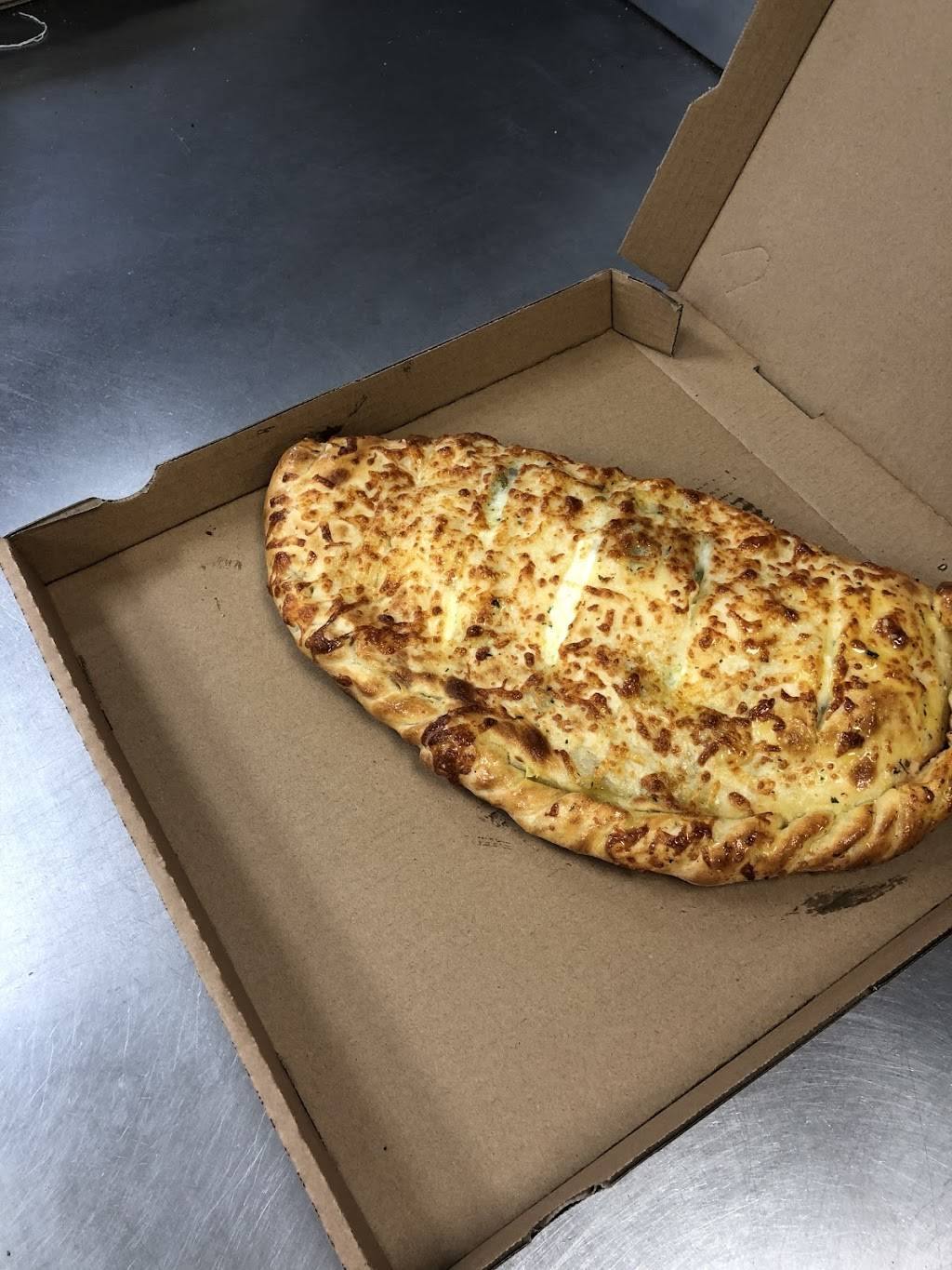 Giant pizza king | restaurant | 7965 Broadway, Lemon Grove, CA 91945, USA | 6198257403 OR +1 619-825-7403