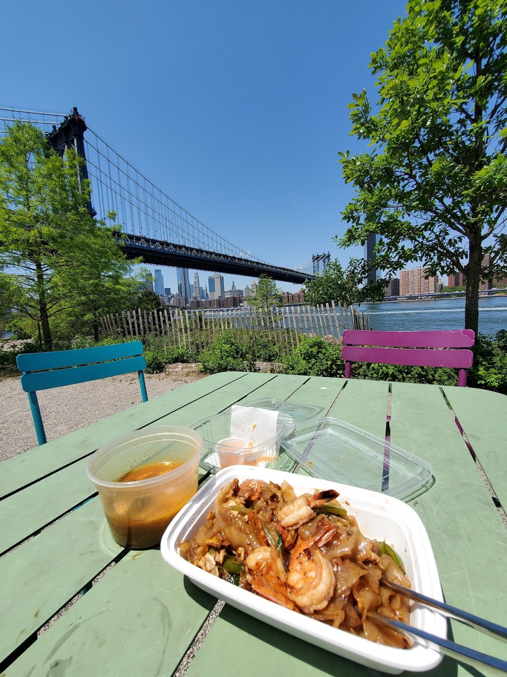 Rim Nam Thai Kitchen | restaurant | 52 Jay St, Brooklyn, NY 11201, USA | 3474220404 OR +1 347-422-0404