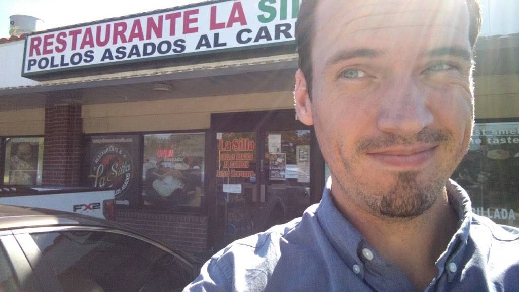 Pollos Asados La Silla | restaurant | 8500 Almeda Genoa Rd, Houston, TX 77075, USA | 7139914411 OR +1 713-991-4411