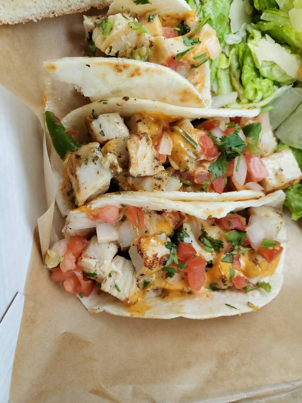 Buffalo Wild Wings | meal takeaway | 8251 Trillium Circle Avenue Suite 102, Grand Blanc, MI 48439, USA | 8106031299 OR +1 810-603-1299