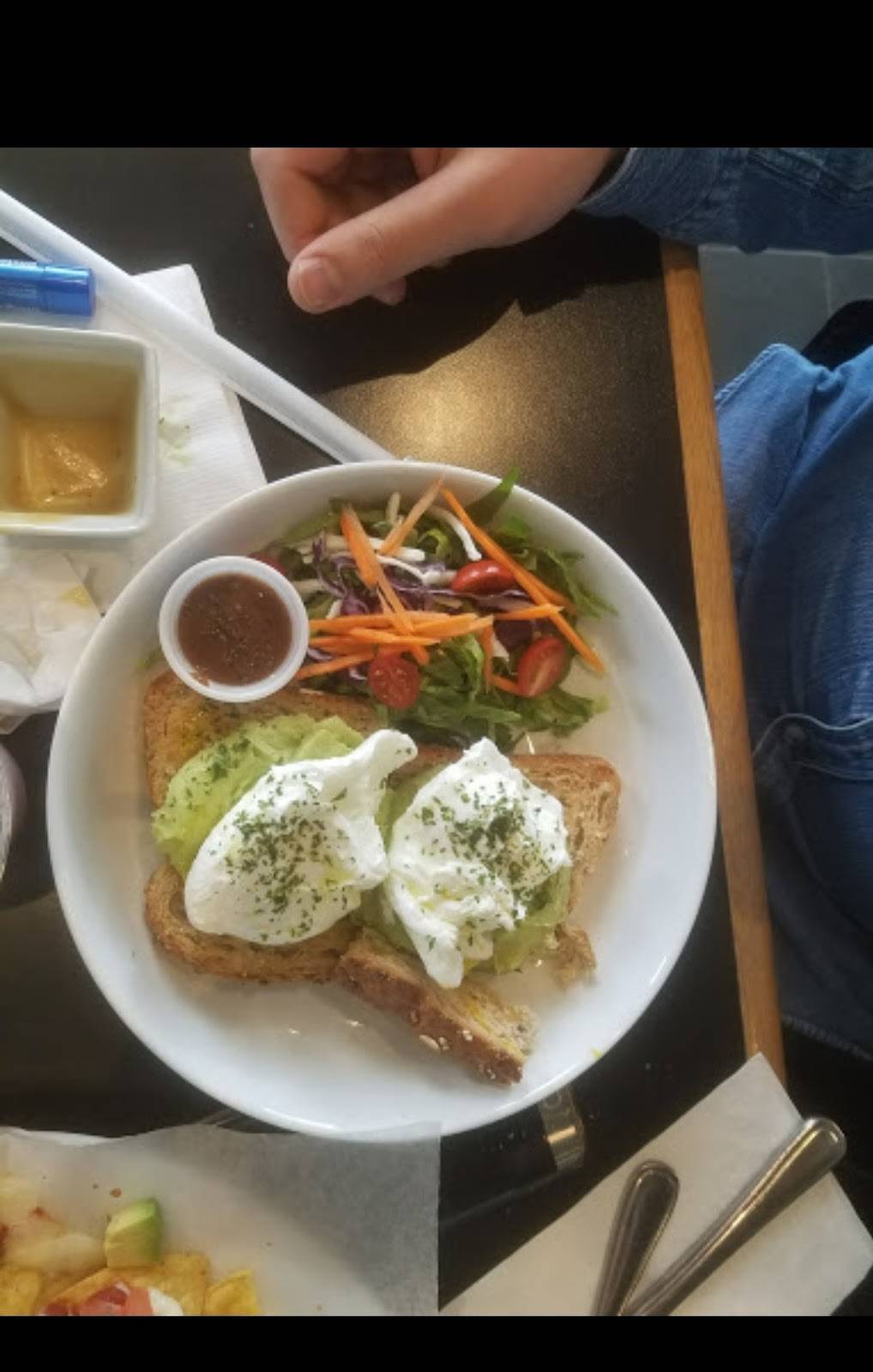 Omni Jewels & Java | restaurant | 2793 Bathurst St, North York, ON M6B 3A4, Canada | 4167832091 OR +1 416-783-2091