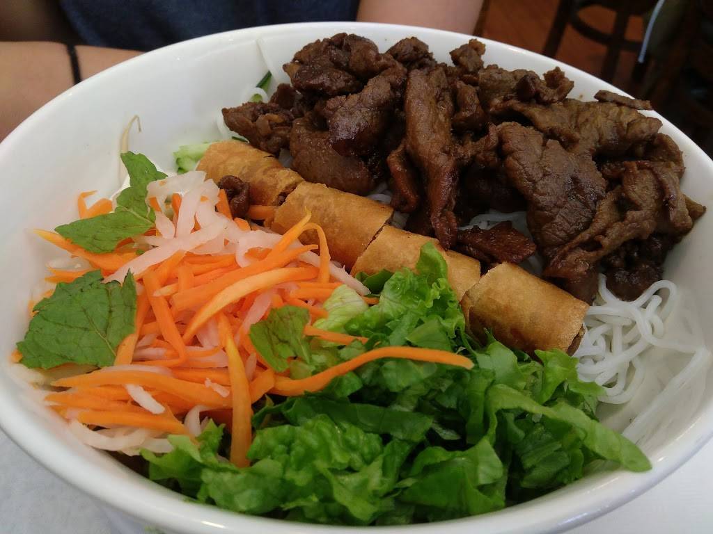 Pho Hot | restaurant | 6306 San Fernando Rd, Glendale, CA 91201, USA | 8186962255 OR +1 818-696-2255