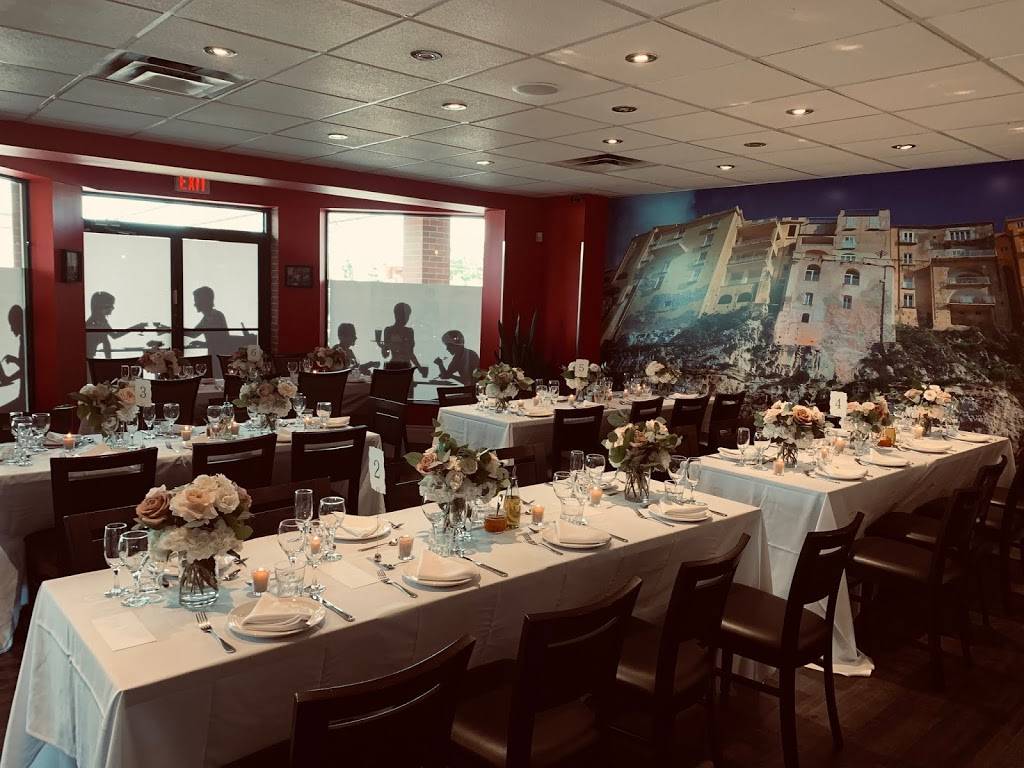 La Bella Italia | restaurant | 9300 Keele St #6, Maple, ON L6A 1P4, Canada | 9058322833 OR +1 905-832-2833