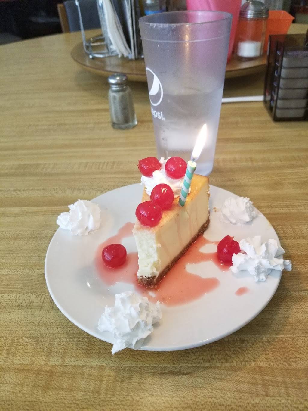 Family Affair | restaurant | 148 W Main St, Mendon, MI 49072, USA | 2694968600 OR +1 269-496-8600