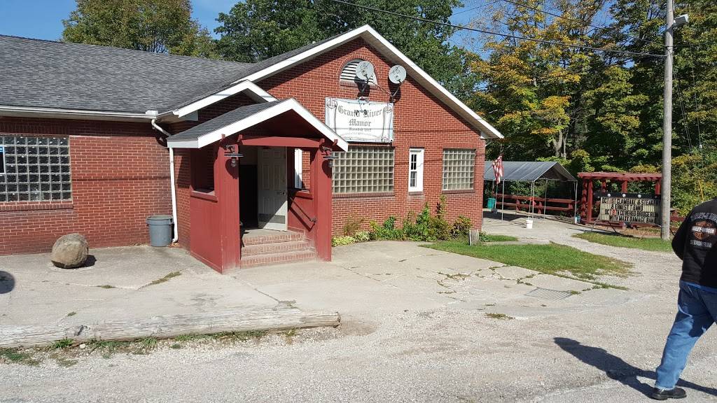 The Grand River Manor | restaurant | 1153 Mechanicsville Rd, Geneva, OH 44041, USA | 4404669229 OR +1 440-466-9229