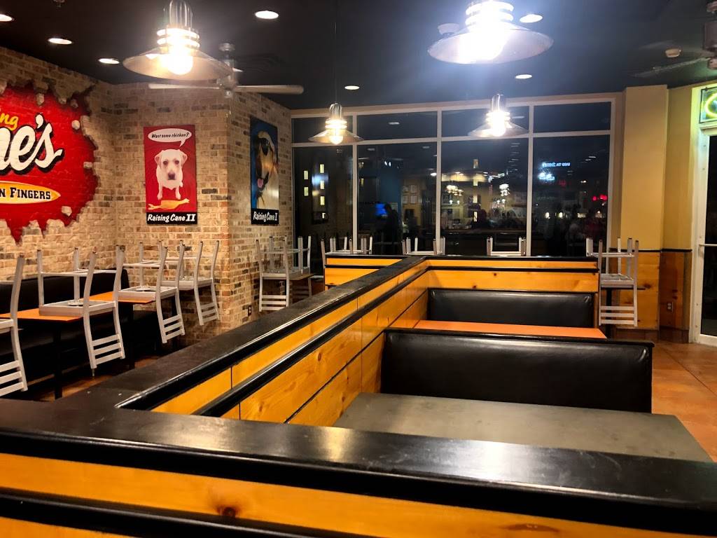 Raising Canes Chicken Fingers | meal takeaway | 4100 Monarch Way f, Norfolk, VA 23508, USA | 7576834821 OR +1 757-683-4821