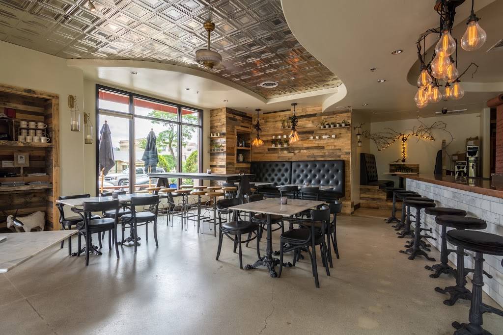 The Goat & Vine | restaurant | 41911 5th St #100, Temecula, CA 92590, USA | 9516955600 OR +1 951-695-5600