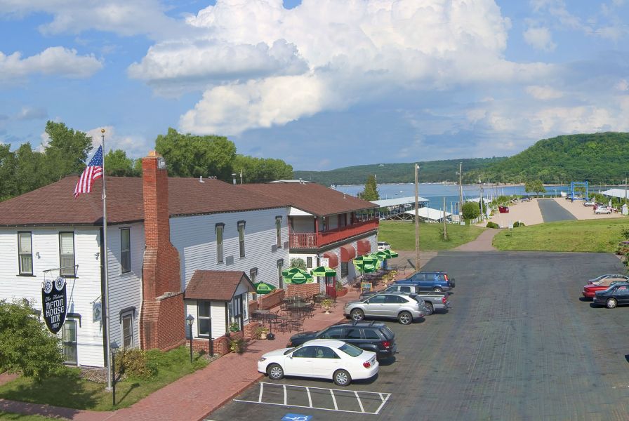 Afton House Inn, Historic | restaurant | 3291 St Croix Trail S, Afton, MN 55001, USA | 6514368883 OR +1 651-436-8883